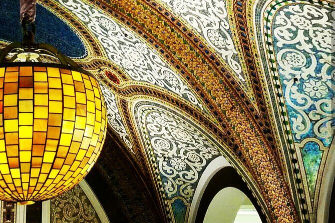Original Chicago Architecture Interiors Tour: Dazzling Interiors - Stop 2: Loop interiors you don’t see on a normal walkthrough