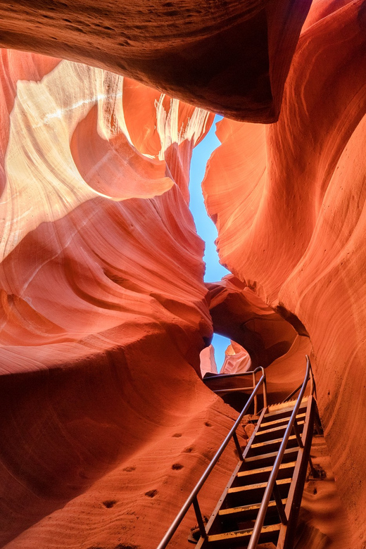 Page: Lower Antelope Canyon Prime-Time Guided Tour - Timing and Flow at Ken’s Tours: Check-In, Briefing, Then Canyon Walk