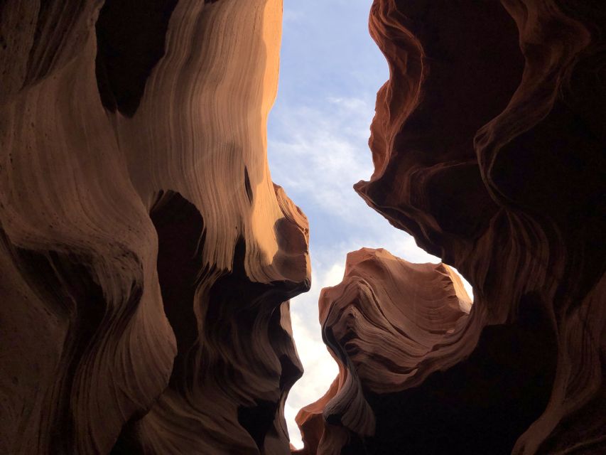 Page: Lower Antelope Canyon Tour with Trained Navajo Guide - The Cultural and Geology Thread Guides Bring to the Walk