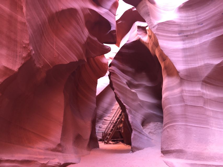 Page: Lower Antelope Canyon Tour with Trained Navajo Guide - Pace, Crowds, and Timing: The One Thing to Plan Around