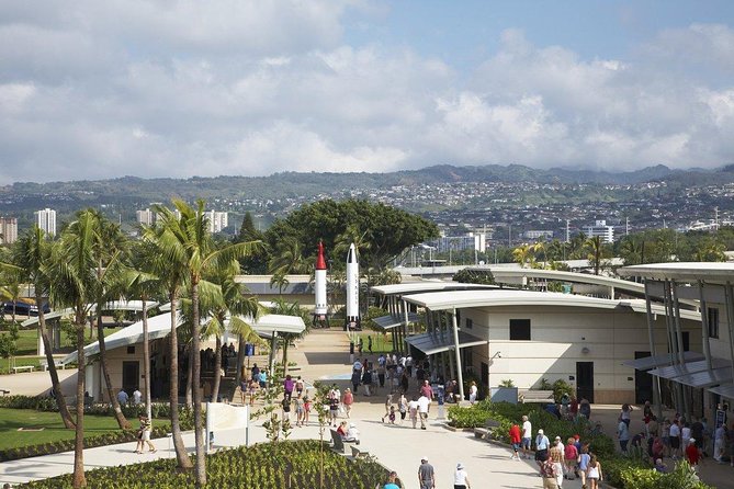 Pearl Harbor Arizona Memorial - Honolulu Tour - Submarine Access - USS Bowfin Submarine Museum: the easiest optional add-on