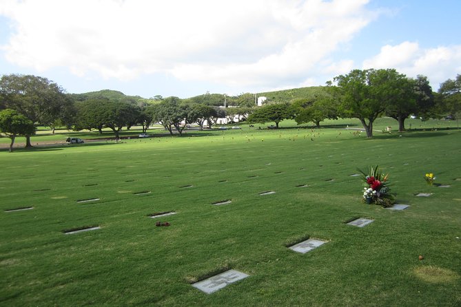Pearl Harbor History Remembered Tour from Ko Olina - Transport, Group Size, and Comfort Details That Matter