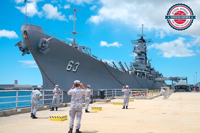 Pearl Harbor Remembered Tour - Downtown Honolulu drive-by: quick monarchy context, no extra waiting