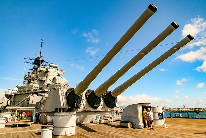 Pearl Harbor: USS Arizona Memorial & USS Missouri Battleship Tour from Waikiki - Visitor Center and Grounds: Get Your Bearings Fast
