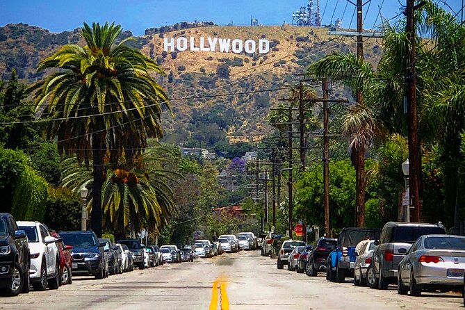 Perfect 5 ½ Hour LA & Hollywood Tour from Santa Monica - Guides Make the Day: Humor, Stories, and Inclusive Tone