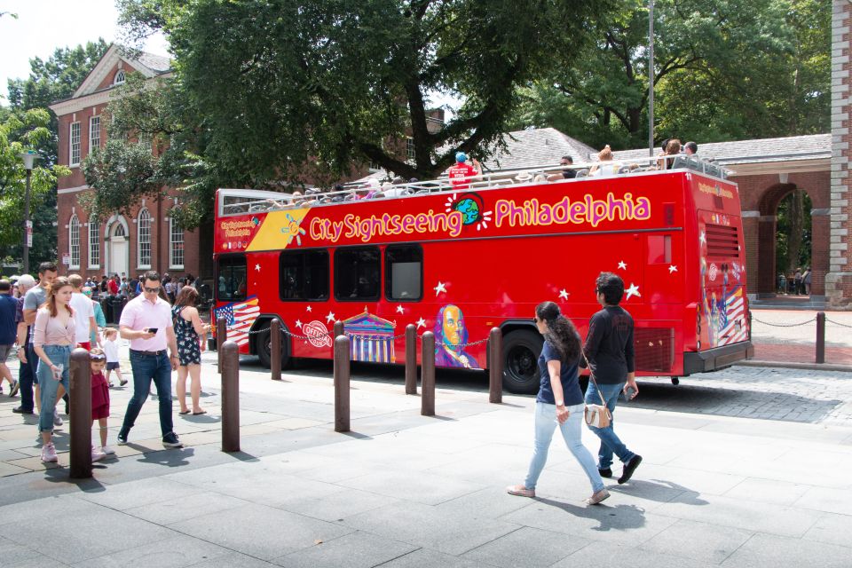 Philadelphia: Double-Decker Hop-on Hop-off Sightseeing Tour - The Route Starts at the Bourse Building, Then Goes Straight for the Independence Story