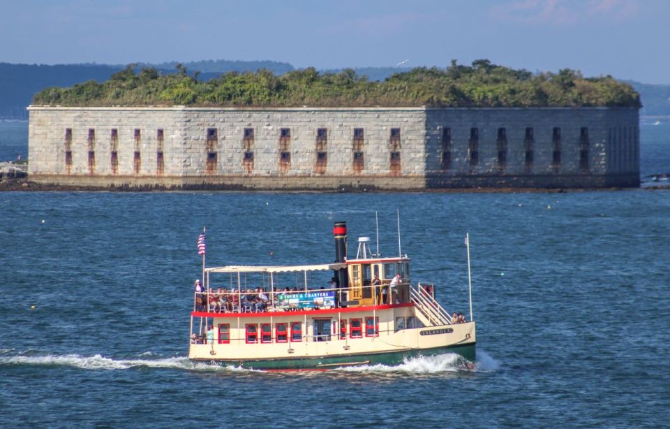 Portland: Best of Maine Lighthouse Scenic Cruise - Wildlife watch: seals at Halfway Rock and more chances