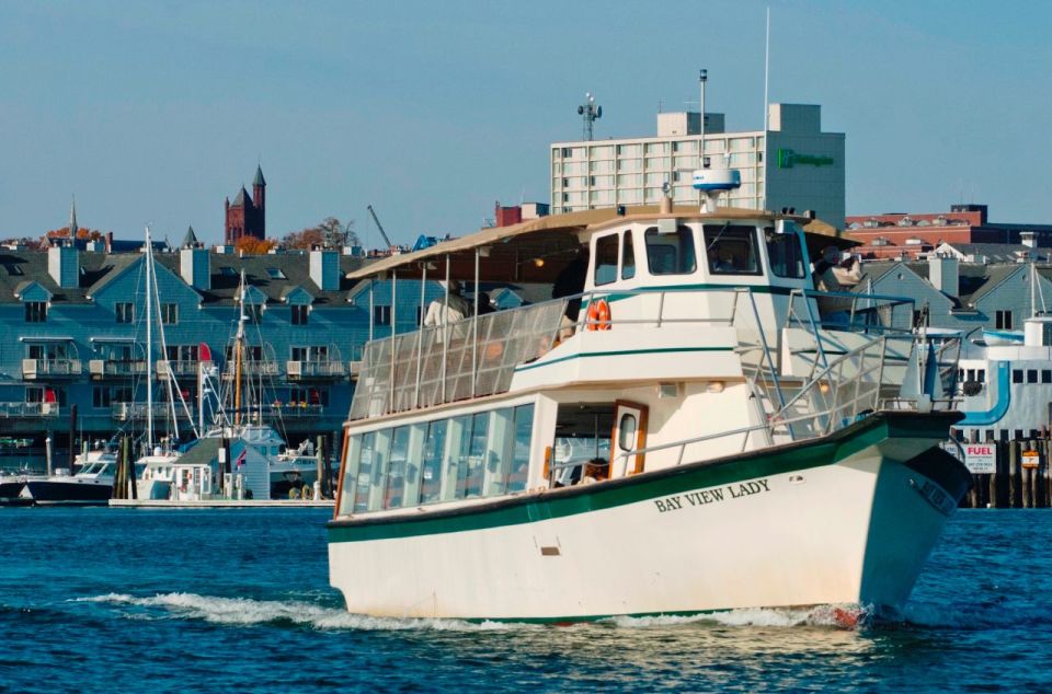 Portland: Best of Maine Lighthouse Scenic Cruise - Onboard comfort: seating choices, restrooms, and wind strategy