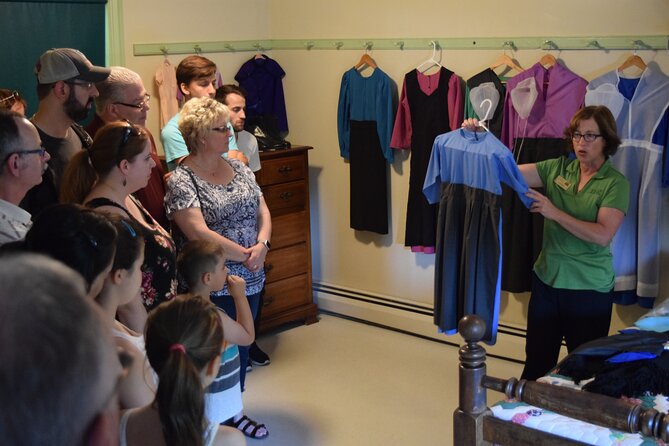 Premium Amish Country Tour including Amish Farm and House - How to Make the Most of Photo Ops and Questions
