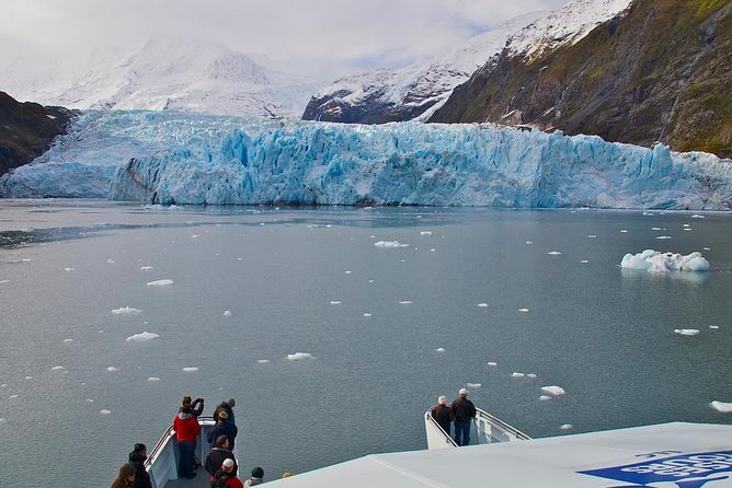 Prince William Sound Glacier Tour - Whittier - “Don’t get stuck inside”: deck vs cabin viewing
