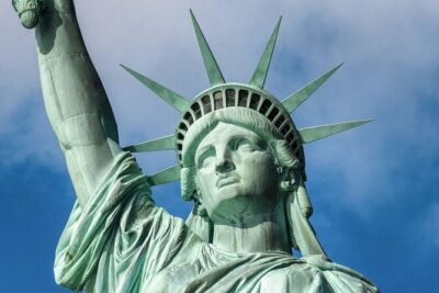 Private Statue of Liberty and Ellis Island Tour - Liberty Island in Depth: Museums, Artifacts, and Lady Liberty’s Details