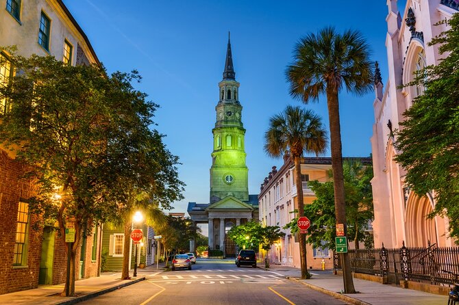Real Hauntings of Charleston! (Small Group Ghost Tour) - The storytelling style: interactive, funny, and built for the whole group