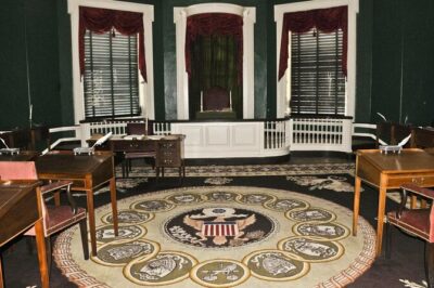 Revolution and the Founders: History Tour of Philadelphia - Meeting Grim Philly and Getting Your Bearings in 2 Hours