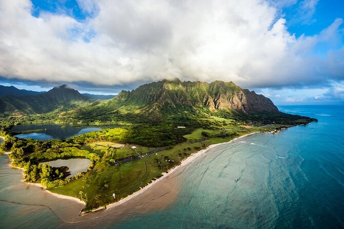 Royal Crown of Oahu - 60 Min Helicopter Tour - Doors Off or On - Leeward coast views: Hanauma Bay and Makapuʻu’s dramatic silhouette