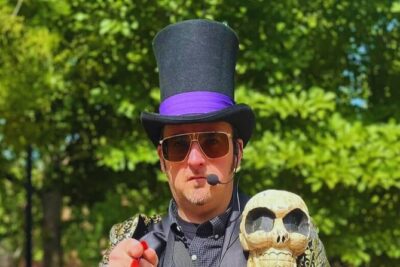 Salem Voodoo, Vampires, and Ghosts Guided Walking Tour - Meeting at the Revere Bell: a simple start with a Salem-center route
