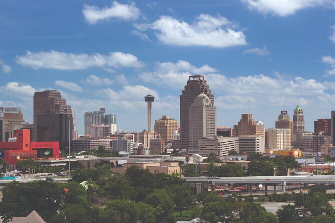 San Antonio Premium City Tour with Alamo & River Walk Cruise - The Alamo: guided courtyard walking and the big moments