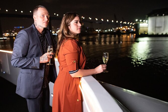 San Diego Harbor Dinner Cruise - Music, celebrations, and the social vibe