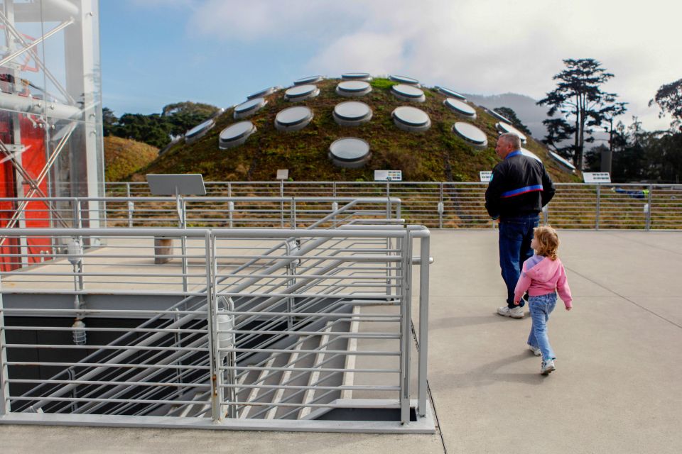 San Francisco: California Academy of Sciences Entry Ticket - Living Roof and Wander Woods: The Outdoor Side of the Science