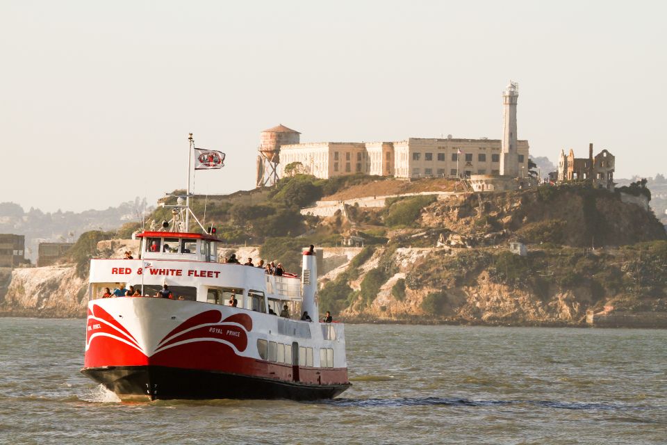 San Francisco: Golden Gate Bay Cruise (1-hour) - Audio in 16 Languages: Making the Sights Click
