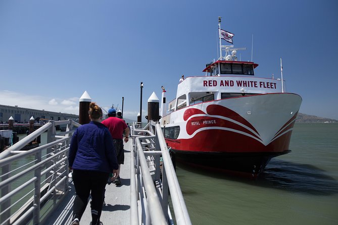 San Francisco: Golden Gate Bay Cruise (60 Minutes) - The turn toward open water: looking back before the islands