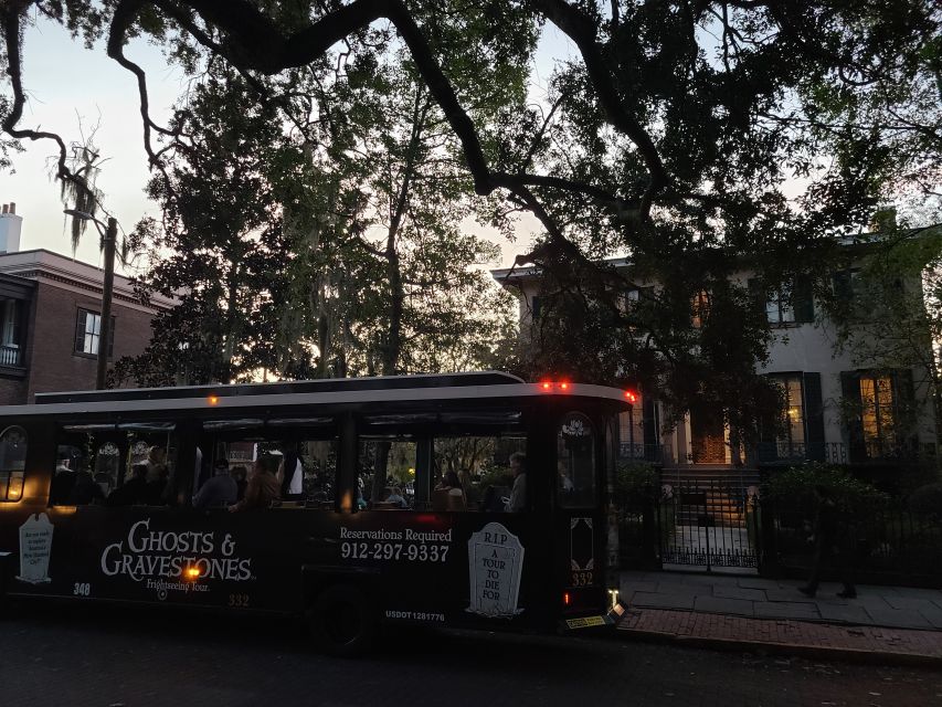 Savannah: Ghosts and Gravestones Tour with Low House Entry - Price and value: $39 for 80 minutes and two real interior tours