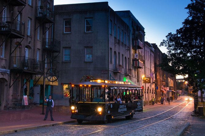 Savannah Ghosts & Gravestones Trolley Tour - How Scary Is It Really? PG-13 Murder Tales With Humor
