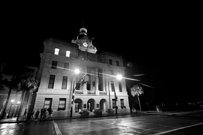 Savannah Haunted Pub Crawl Walking Tour - Who This Haunted Pub Crawl Suits Best (and Who Might Be Happier Elsewhere)