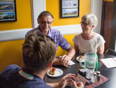 Savannah: Historic District Foodie Walking Tour - The 6 Stops: What You’ll Actually Taste (and Why It’s a Smart Way to Eat)