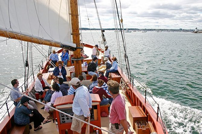 Schooner Fame Sailing Tour - Historic Salem Sound: what you actually see on the water