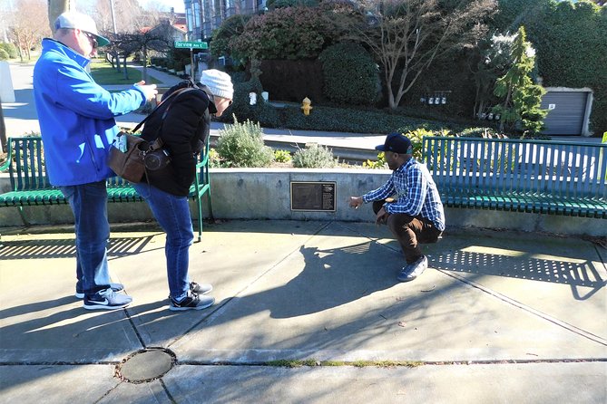 Seattle City Tour - Kerry Park: The Best View Stop and Why Clear Weather Matters