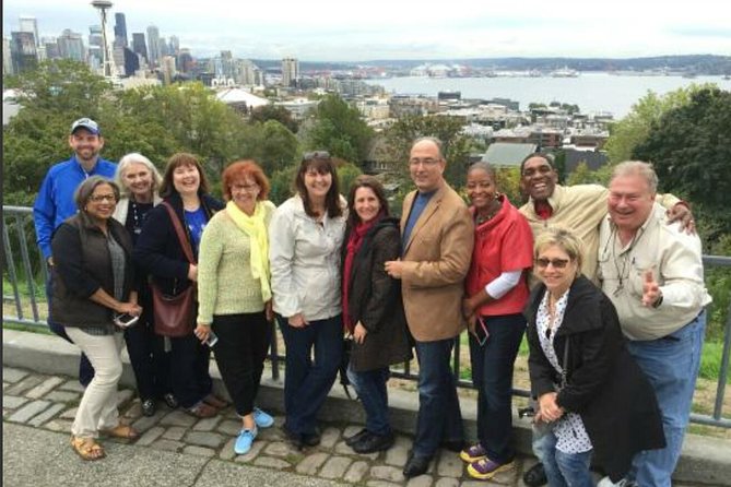 Seattle City Tour - Museum of Pop Culture: Optional Photo Moment at the End