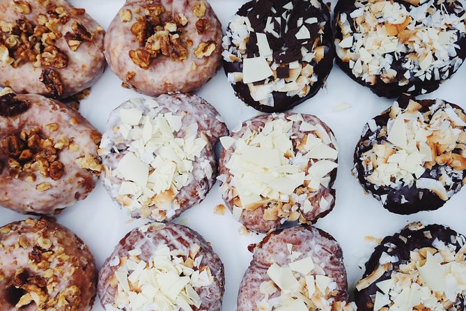 Seattle Delicious Donut Adventure & Walking Food Tour - The Amazon Spheres Pause: Donuts Meet Seattle Icons