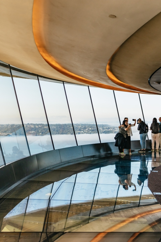 Seattle: Space Needle & Chihuly Garden and Glass Ticket - Why these two attractions match so well