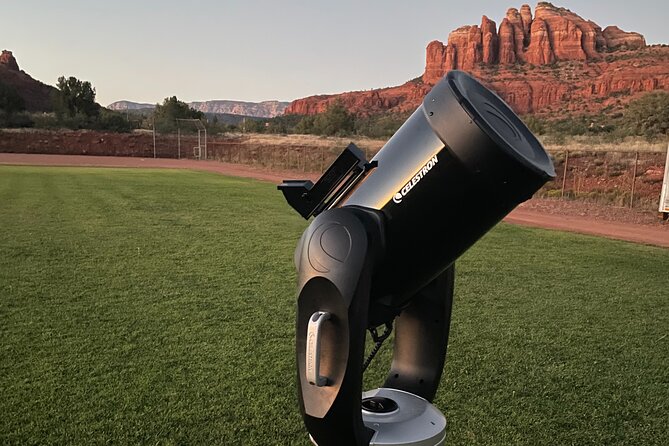 Sedona Stargazing Tours LLC - Cold-Weather Comfort: Chairs, Blankets, and Parkas