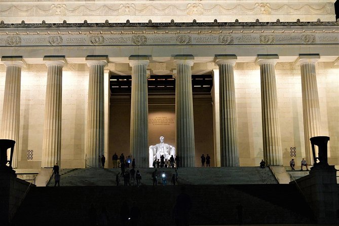 Small Group National Mall Night Tour with 10 Top Attractions - Photo and Timing Reality Check: “10 Sights” Still Means Movement