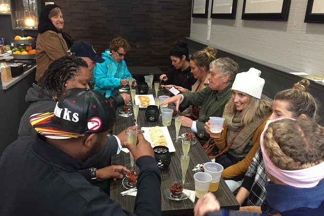 Southern Flavors Food, Pub Crawl, and History Walking Tour - Reynolds Square: A Leisured Final Walk That Helps You Breathe