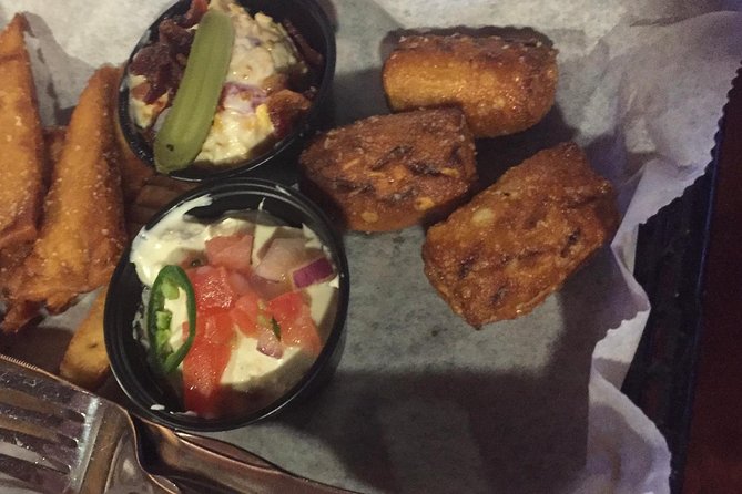 Southern Flavors Food, Pub Crawl, and History Walking Tour - Your Guide Really Shapes the Experience