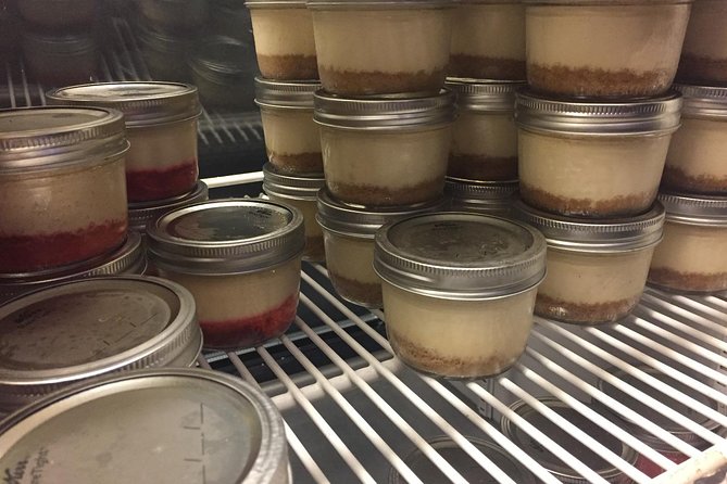 Southern Flavors of Savannah Walking Dessert Tour - The Dessert Run: Six Tastings and Non-Alcoholic Drinks