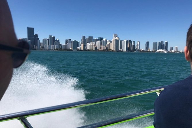 Speedboat Sightseeing Adventure of Miami - What to Wear and How to Handle the Splash (Yes, It’s Real)
