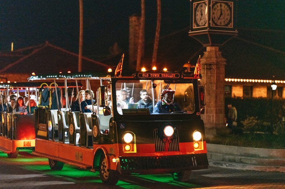 St Augustine: Nights of Lights Trolley Tour - Who this private Nights of Lights trolley row is best for