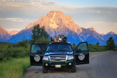 Sunset 4-Hour Grand Teton Wildlife Adventure - The Tiny Group + Roof Hatch Setup Makes a Big Difference