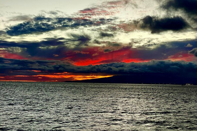 Sunset Dinner Cruise in Honolulu, Hawaii - Who Should Book This Cruise (and Who Should Skip It)