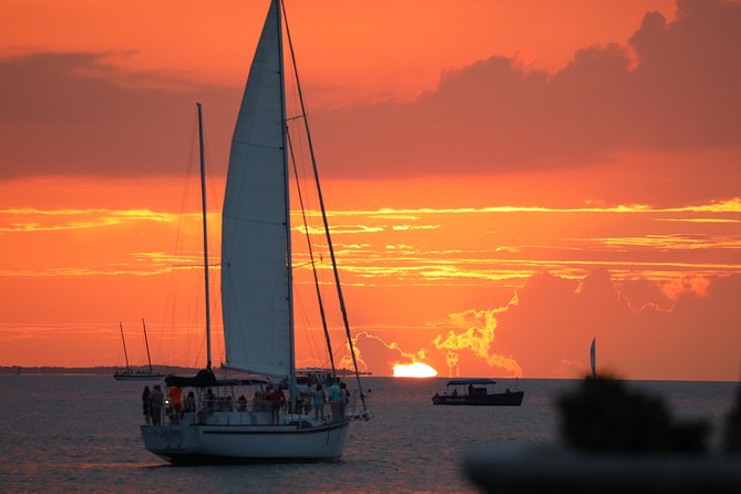 Sunset Sail in Key West with Beverages Included - What to Bring: Shoes, Layers, and a Simple Photo Strategy