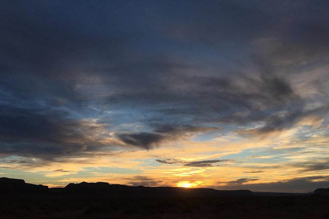 Sunset Tour of Monument Valley - Timing, Weather, and the Sunset Reality