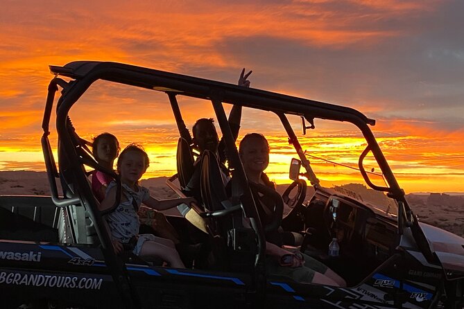 The Best U-Drive Hell's Revenge 4x4 Off Roading Tour from Moab - Headset coaching on slick rock: how guides help you enjoy it