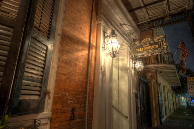 The Ghosts of New Orleans Tour - Walking Comfort: Expect Streets, Not Seating