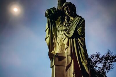 The Haunted Ghost Bus Tour in San Antonio - Historic Cemeteries: Uneven Ground and the Best Chance to Slow Down