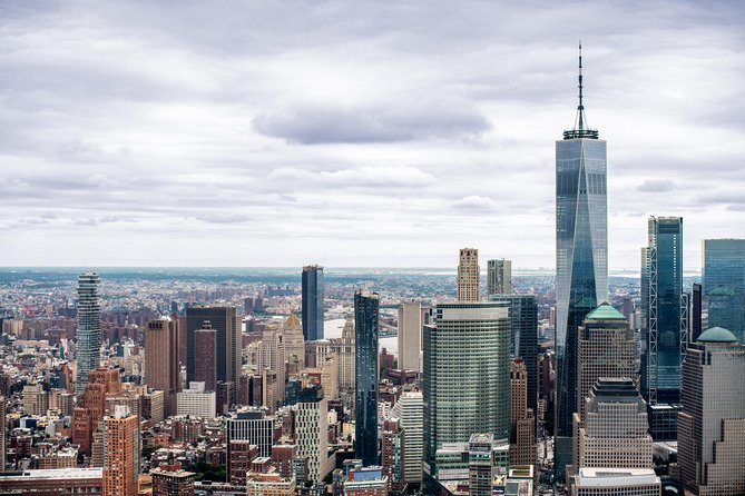 The Manhattan Helicopter Tour of New York - From Battery Park Launch Point to Midtown in One Flight
