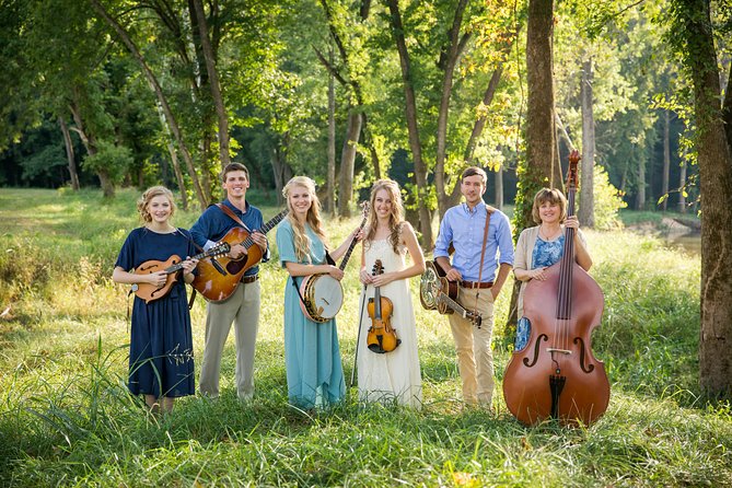 The Petersens at The Little Opry Theatre in Branson - Quick hits on The Petersens in Branson