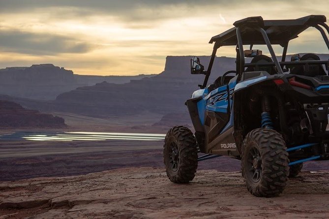 Thrilling 3.5 Hour You-Drive Fins N Things/Hells Revenge UTV Tour - Group size and pacing: why a cap of 20 helps